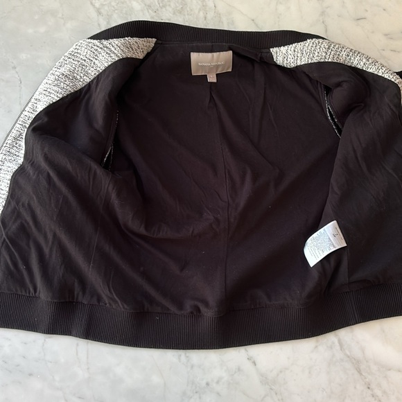 BANANA REPUBLIC Baseball-Style Boucle Jacket Size Small - Picture 9 of 9